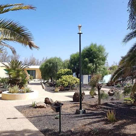 Appartement Bouganville rez-de-chaussée WIFI Costa De Antigua Extérieur photo